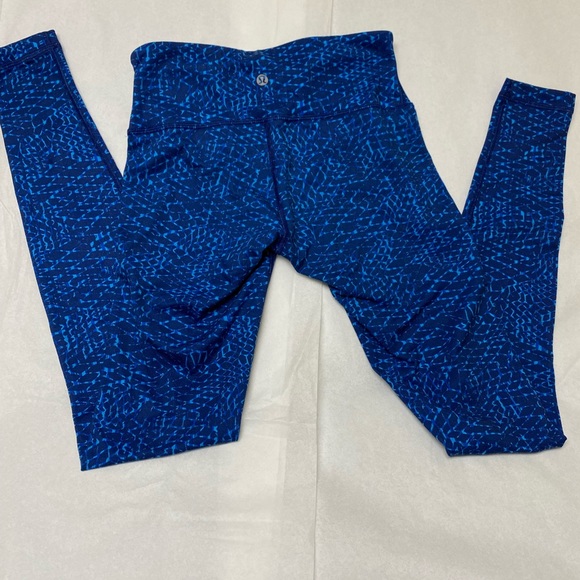 Lululemon Wunder Under 23” Leggings
lululemon athletica - Picture 3 of 7